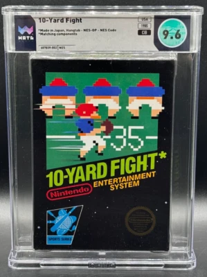 10 Yard Fight Nintendo NES ROUND SOQ NO REV-A Hangtab CIB Completo WATA 9.6 - Immagine 1 di 2