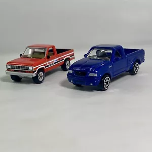 Johnny Lightning 1983 Ford Ranger & Blue MotorMax 6052 Pickup 1:64 Diecast Lot - Picture 1 of 24