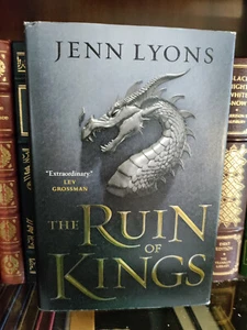 The Ruin of Kings_Jenn LYONS_HCDJ_1st Edition / First Printing_2019_Like New - Imagen 1 de 12