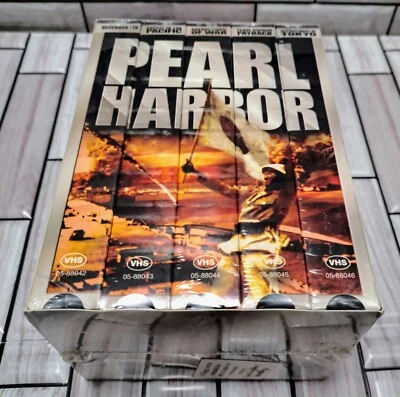 2001 Pearl Harbor Collector Series 5-Pack VHS Box Movie Set - Image 1 of 4