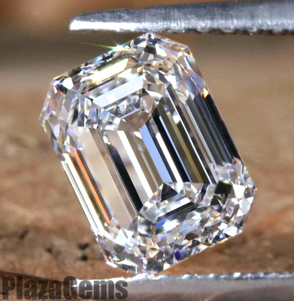 5 Ct Emerald Cut Lab Grown Diamond VVS1-D IGL Certified CVD Loose Gem 5ARV - Image 1 of 4