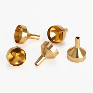 Mini Imbuti in Metallo Che Riempiono Piccole Bottiglie Trasferimento Di Liquido  - Foto 1 di 12