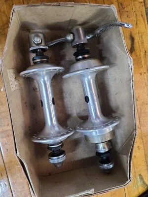 NOS MICHE COMPETITION HUBS 36h HOLES VINTAGE OLD ITALIAN THREAD 5 SPEED ROAD - Image 1 of 4