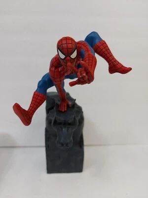 Attakus Spiderman Estatua Porcelana Figura C400 Spider Man NUEVO Envío Gratis Foto 1 de 2