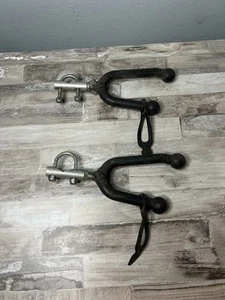 85 1985 SUZUKI LT230 S QUAD RUNNER LT 230 ENGINE BODY PACK RACK CARRIER MOUNTS - Picture 1 of 2