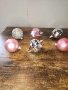 6 Vintage Christmas Tree Ornaments No Hooks Included (161) - Picture 1 of 7