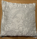 Julian Charles paisley srebrna luksusowa poduszka wypełniona żakardem 45cmx45cm