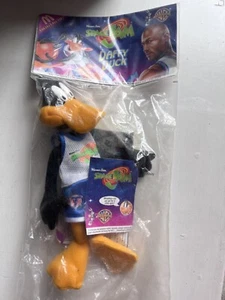 Space Jam Tune Squad 8" Daffy Duck Vintage Stuffed Plush Looney Tunes NOS 1996 - Picture 1 of 4