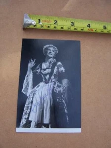 Autógrafo de ópera Barbara Holt por favor desplácese hacia abajo (AU1) - Imagen 1 de 1