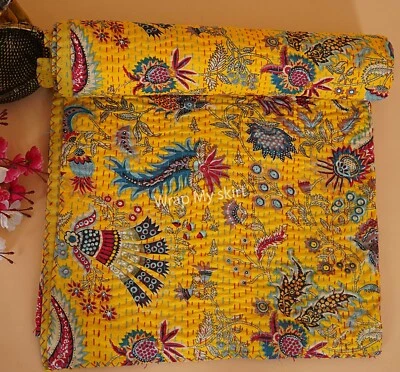 Edredón bohemio estampado suave mantas de algodón estampado Mukut edredón ligero. Foto 1 de 4