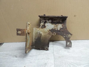 Cushman Truckster Haulster 22 18 HP OMC Parking Brake Bracket Assy - Bild 1 von 4
