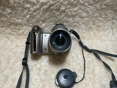 Konica Minolta Dimage Z6 Digital Camera 6.0 MP Vintage Retro - Excellent! - Image 1 of 4