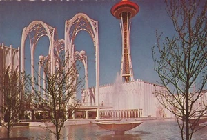 *Washington Postcard-"The Seattle Science Center"  /Civic Center/ (US2-1) - Picture 1 of 2