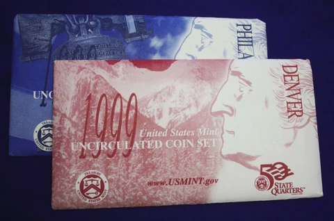 1999 UNCIRCULATED Genuine U.S. MINT SETS ISSUED BY U.S. MINT Cover