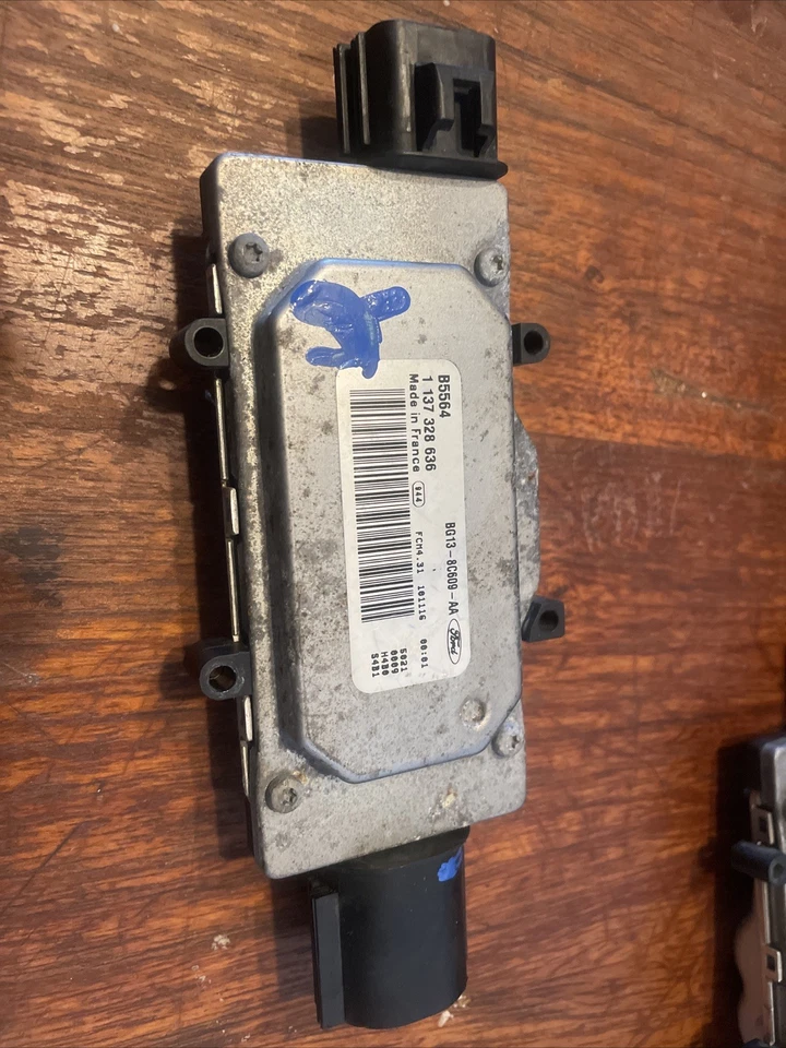 🔥2010-2012 FORD Fusión Sable управление вентилятором охлаждения Módulo - Изображение 1 из 4