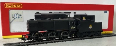 Hornby R2355A OO Gauge Q1 Class Bulleid Austerity 33017 BR Black DCC Ready Works - Image 1 of 4