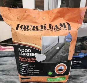 Quick Dam 17 ft. x 3.5 in. Flood Barrier (1-Pack) QD617-1 - SEALED NEW - Picture 1 of 5