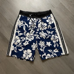Maui Built Ripstop Board Shorts Men's 31 Hawaiian Floral Surf Swim Trunks Beach - Picture 1 of 10