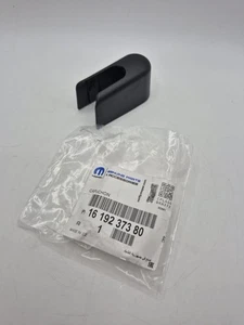 Peugeot 3008 Mk2 Genuine Rear Wiper Arm Cap 1619237380 New OEM Part - Imagen 1 de 11