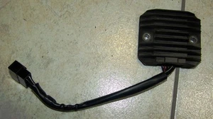 Rectifier Regulator Battery Kawasaki VN 800 Classic 1997 (B344) - Picture 1 of 4