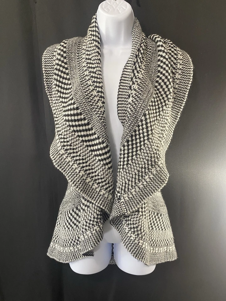 John Paul Richard Womens Sweater Vest Size PXL Scandi Chic Open Front Drapey Y2K - Image 1 of 4