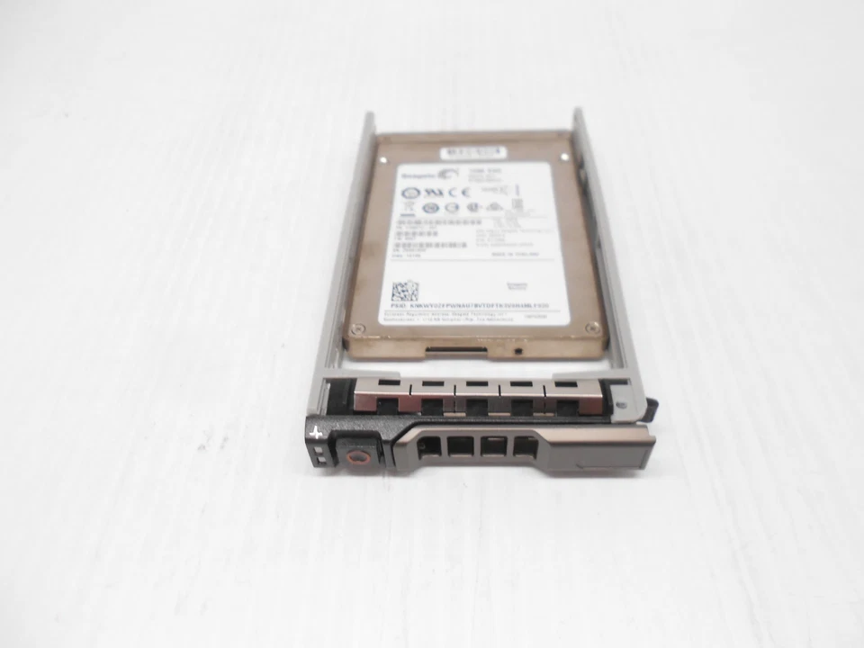 DISCO DURO 800GB SSD SAS 12Gbs 2.5" Se adapta a Dell R510 R610 R620 R630 R710 R720 R730 Foto 1 de 1