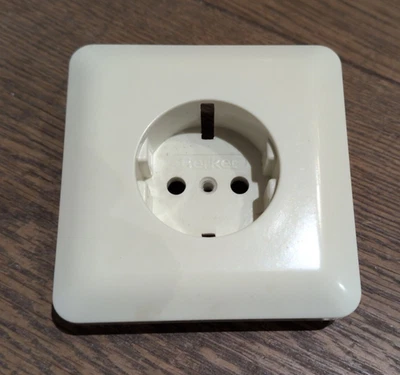 Berker Modul 2 Schuko Blende 21770 Vollplatte Cremeweiß - Bild 1 von 2