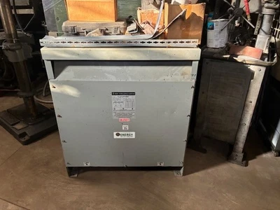 Transformador trifásico 150 KVA  Foto 1 de 3