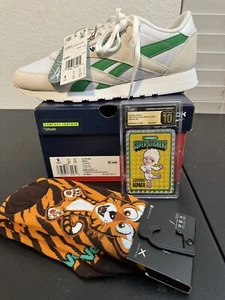 VeeFriends Aspiring Alpaca Gold Ice /99 CGC Pristine 10 Reebox Sneakers Size 9M - Picture 1 of 6