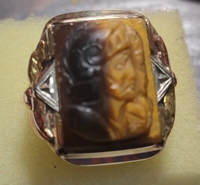 10K Y. Anillo de oro ojo de tigre guerrero soldado romano con doble imagen – talla 71/4 (G130) Foto 1 de 4