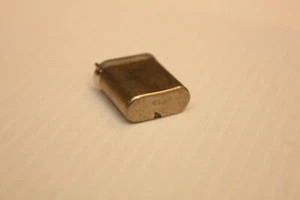 CRISTAL - QUARTZ - 4150 kHz - 4,15 MHz - Radio Amateur - Boîtier CR-18/U - GRC-9 - Photo 1/2