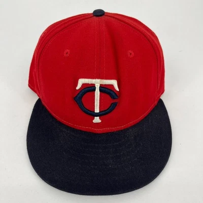 New Era Minnesota Twins Baseball Fitted Hat Men's Size 7 1/8 Red MLB - Image 1 of 4