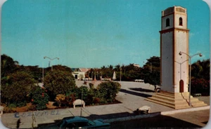 CENTRAL PARK Cozumel Island MEXICO Postcard - Picture 1 of 2