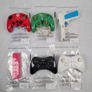 Wii U Pro/3rd-Party, Mario/Legend of Zelda FightPad, Pink Wiimote, Nyko Blaster - Picture 1 of 6