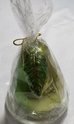 VELA EM FORMA DE PÊRA VERDE BRILHANTE 5"T 3"D BASE com placa de vidro 4,2". NOVO - Imagem 1 de 4
