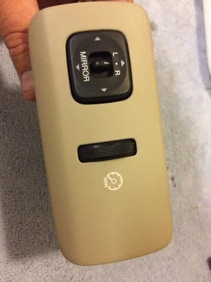 04-06 Lexus ES330 OEM espejo retrovisor eléctrico e interruptor de atenuación con moldura 55446-33120 TAN Foto 1 de 4