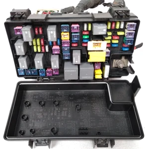 68163904AB Dodge 2013 Caravan Chrysler Town & Country Fuse Box TIPM Module D61 - Picture 1 of 12