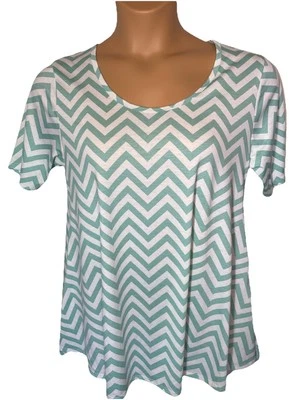 Top túnica Lularoe nuevo sin etiquetas verde blanco chevron rayas tejido talla M Foto 1 de 4
