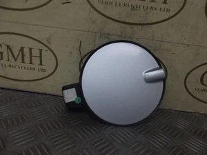 Vernice tappo parafango/coperchio riempimento carburante Vauxhall Astra H 2au Starsilver Iii 04-12M - Foto 1 di 5
