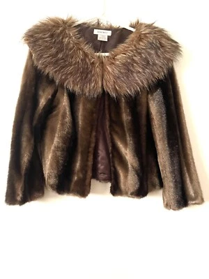 Chaqueta de piel sintética para mujer Nine West marrón XS Foto 1 de 4