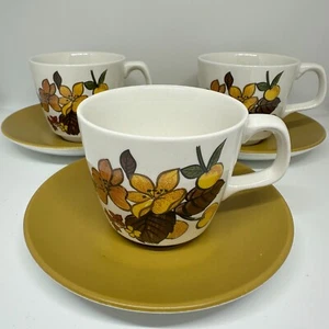 J&G Meakin Cups & Saucers x 3 Vintage 70s Unidentified Pattern Yellow Apples - Picture 1 of 8