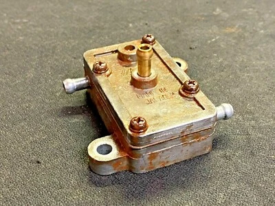 Bomba de combustible Polaris RZR 170 2009 0454953 Foto 1 de 3