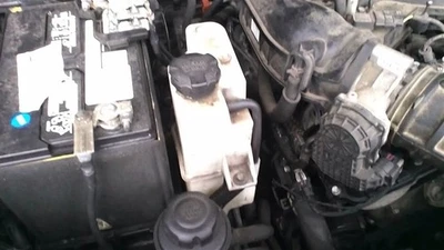 Coolant Reservoir Fits 09-11 BORREGO 27169586 - Image 1 of 4