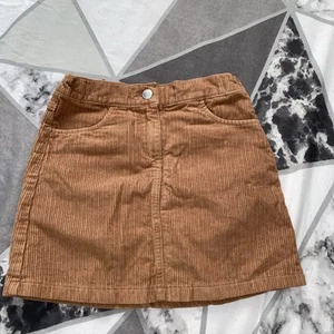 Girls Age 7-8 F&F Skirt - Picture 1 of 2