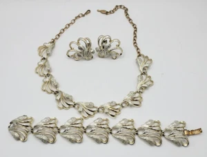 Vintage Sarah Coventry Silberfarben Blumenmotiv Halskette Armband Clip Ons - Bild 1 von 24