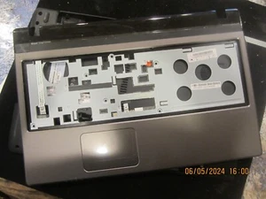 Acer Aspire 5750 PALMREST W/ POWER BUTTON + BUTTOM CASE AP0HI00061 AP0HI0004100 - Afbeelding 1 van 5