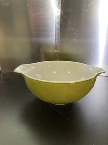 Pyrex OLIVE Army GREEN Avocado 443 Nesting Mixing Bowl 2.5 Qt Cinderella Vintage - Picture 1 of 10