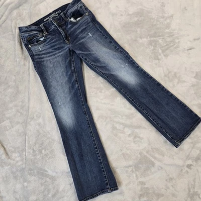 American Eagle Jeans Women SZ 8 Short Kick Boot Cotton Stretch Distressed - Image 1 of 4