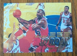 1997-98 Fleer #23 Michael Jordan Chicago Bulls - Picture 1 of 2