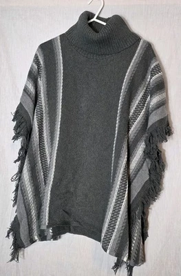 Poncho Suéter Eddie Bauer Boho para Mujer M/L Gris Blanco Tejido Vertical a Rayas Acogedor Foto 1 de 4